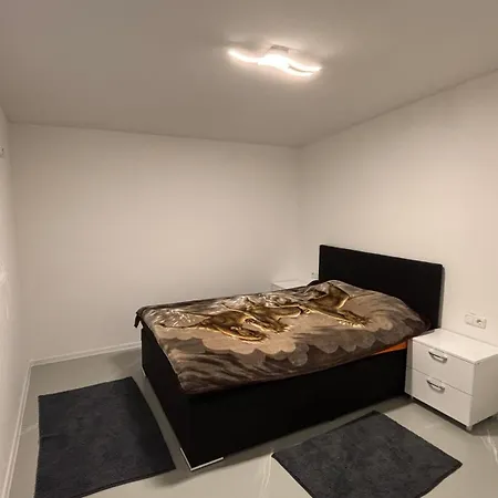 Charmantes In - Ideal Fuer Erholung & Wintersport بيت للعطل لييزين