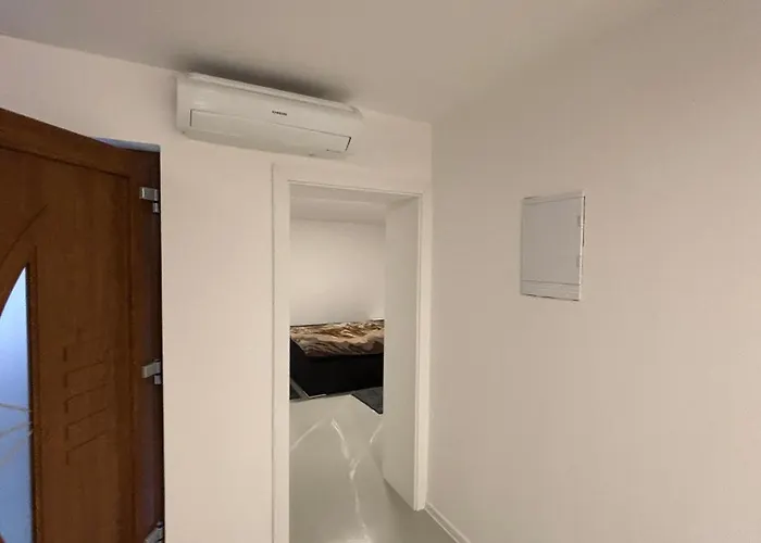 Charmantes In - Ideal Fuer Erholung & Wintersport