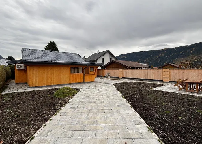 Charmantes In - Ideal Fuer Erholung & Wintersport 利岑